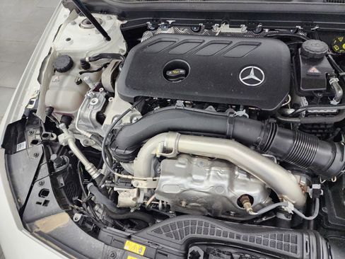 Used 2025 Mercedes-Benz CLA 250 4MATIC image 19