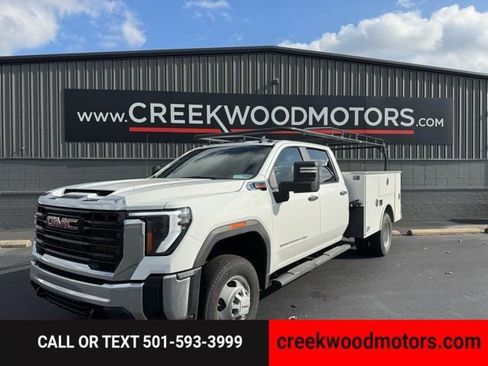 Used 2024 GMC Sierra 3500 Pro image 18