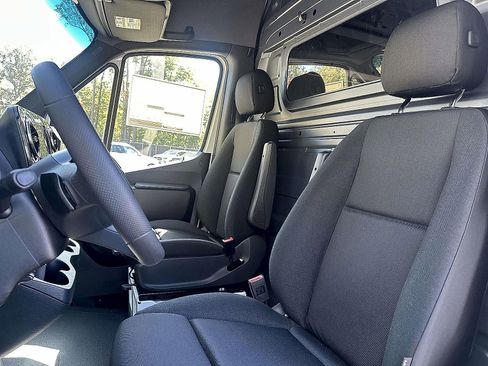 New 2025 Mercedes-Benz Sprinter 2500 image 11