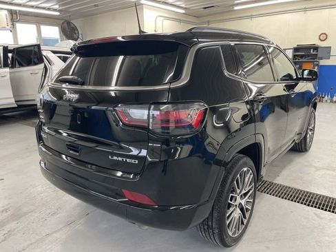 Used 2022 Jeep Compass Limited w/ Elite Group image 7