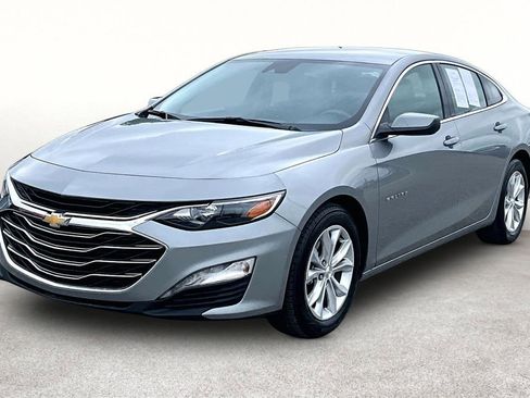 Used 2025 Chevrolet Malibu LT FWD image 14
