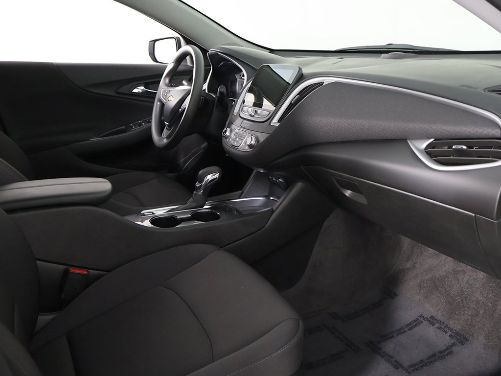 Used 2024 Chevrolet Malibu LT FWD image 24