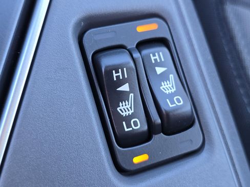 Certified 2025 Subaru Crosstrek 2.0i Premium image 11