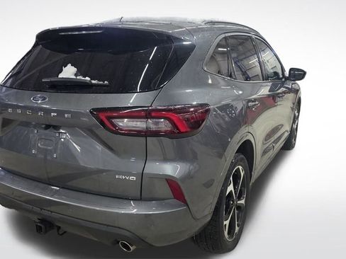 Used 2023 Ford Escape ST-Line Select w/ Tech Pack #2 image 5