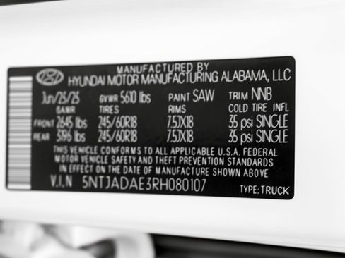 Used 2024 Hyundai Santa Cruz SE AWD/4WD image 31