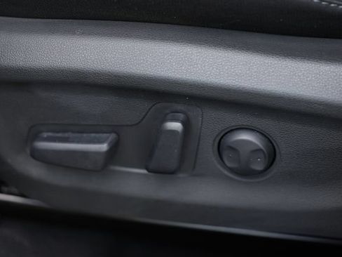Used 2023 Hyundai Kona SE FWD image 22