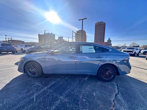 New 2026 Nissan Sentra SV w/ Floor Mat Package image 4