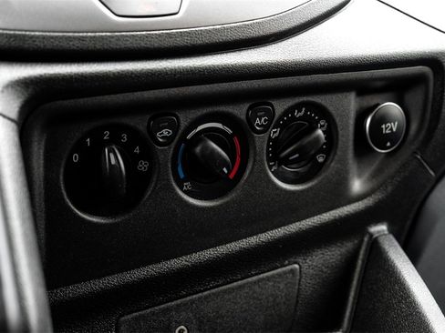 Used 2019 Ford Transit 350 XLT image 21