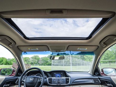 Used 2013 Honda Accord EX image 6