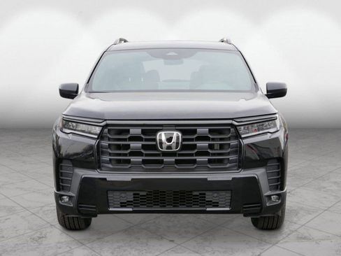 New 2026 Honda Pilot Sport image 8