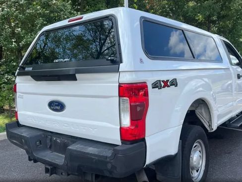 Used 2017 Ford F250 XL w/ Power Equipment Group AWD/4WD image 3