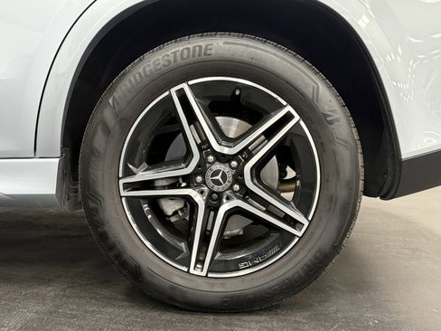 Used 2025 Mercedes-Benz GLE 450e 4MATIC image 16