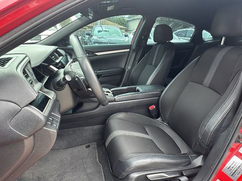 Used 2020 Honda Civic Sport image 11