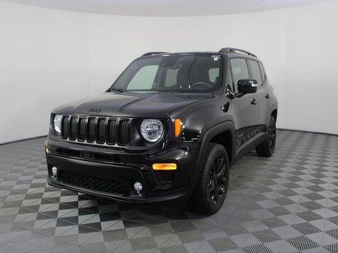 Used 2022 Jeep Renegade Altitude w/ Convenience Group image 19