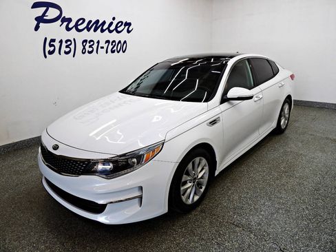 Used 2016 Kia Optima EX w/ Option Group 040 FWD image 1
