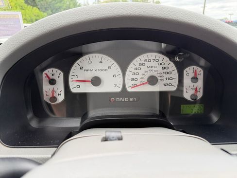 Used 2007 Ford F150 XLT AWD/4WD image 14