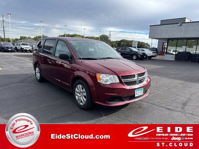 Used 2019 Dodge Grand Caravan SE w/ UConnect Hands-Free Group FWD image 1