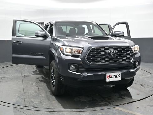 Used 2023 Toyota Tacoma TRD Sport image 49