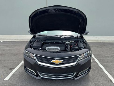 Used 2019 Chevrolet Impala LT FWD image 10