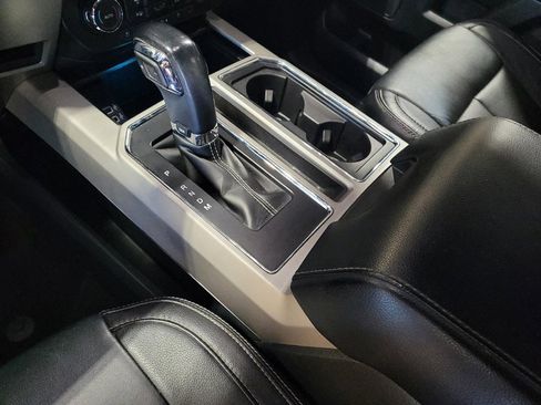 Used 2020 Ford F150 Lariat image 26