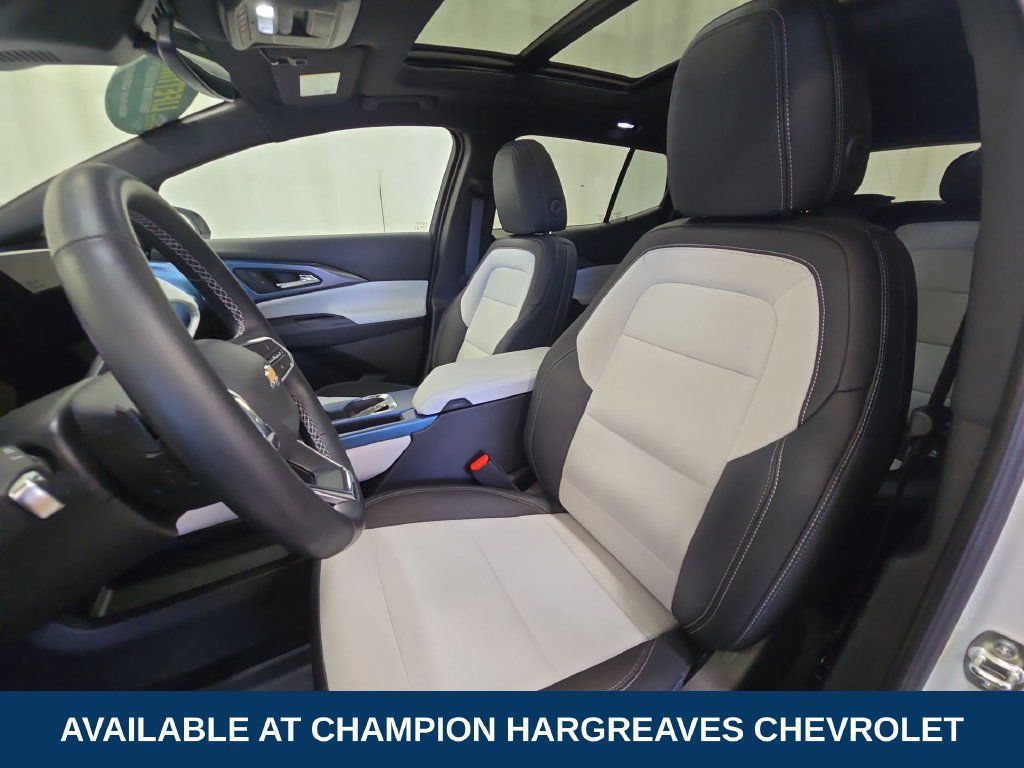 Used 2025 Chevrolet Equinox EV LT w/ Convenience Package AWD/4WD image 26