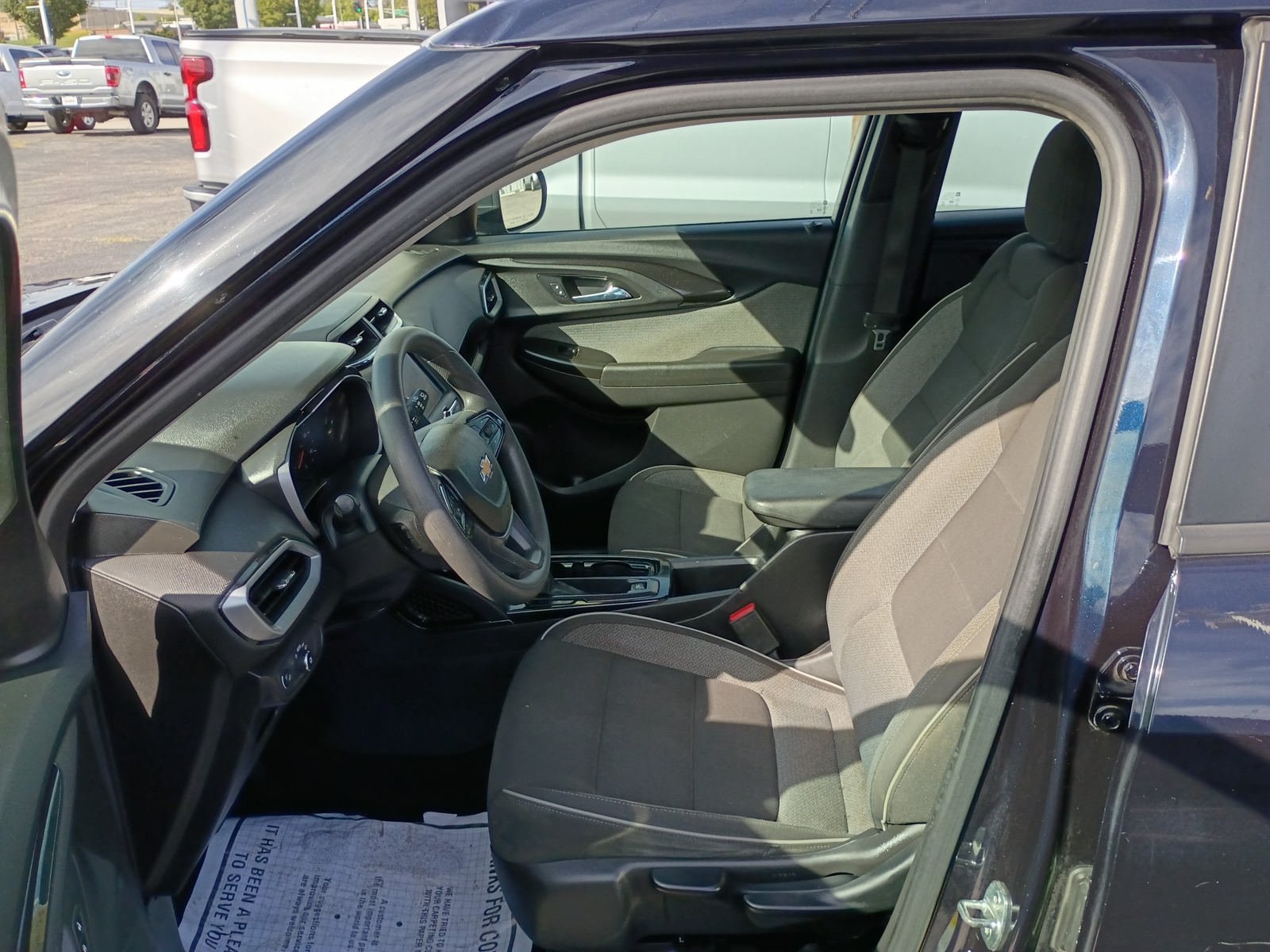 Used 2021 Chevrolet TrailBlazer LS FWD image 5