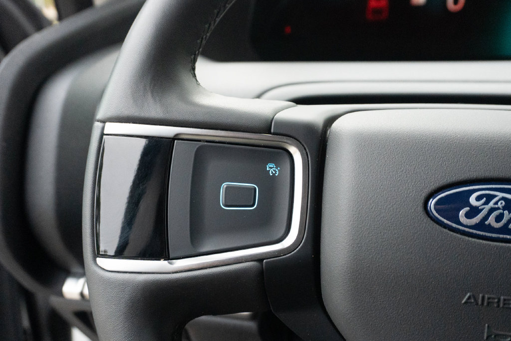 Used 2025 Ford Expedition Max Active RWD image 26