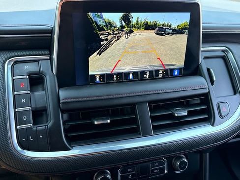 Used 2023 Chevrolet Suburban RST w/ Sport Performance Package AWD/4WD image 27