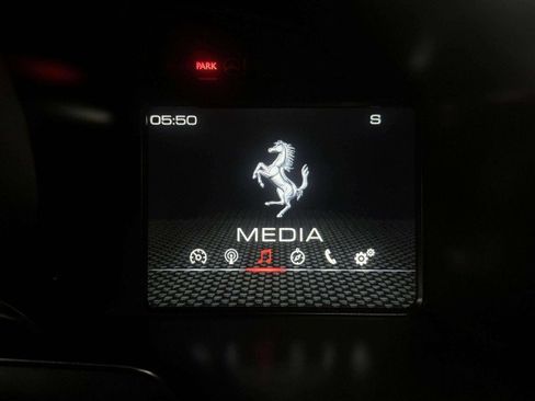 Used 2019 Ferrari 812 Superfast RWD image 45
