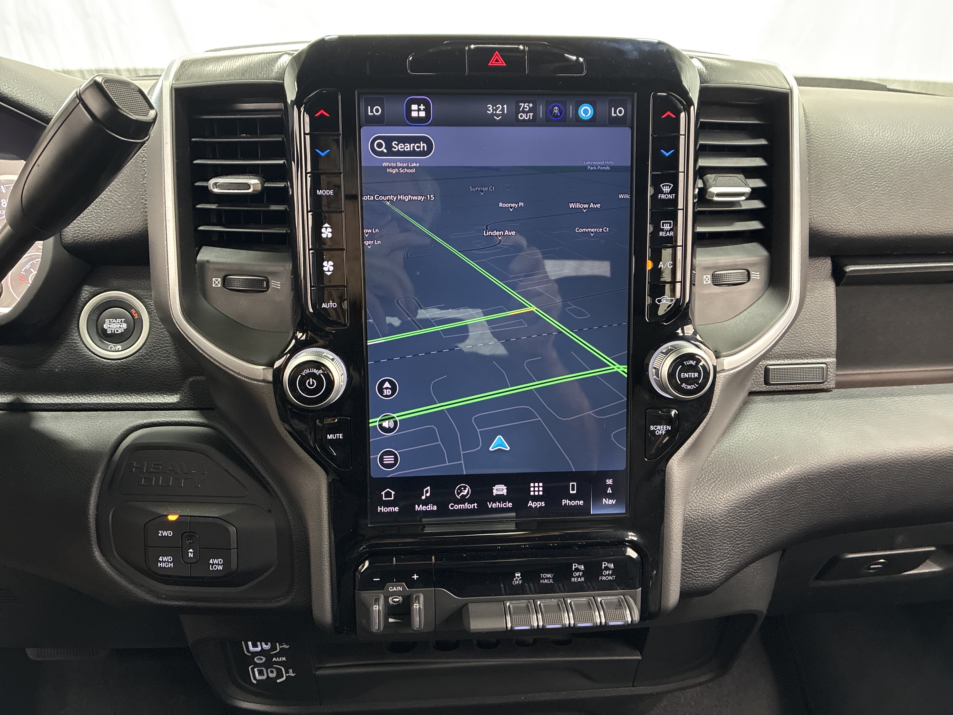 Certified 2025 RAM 2500 Big Horn AWD/4WD image 26