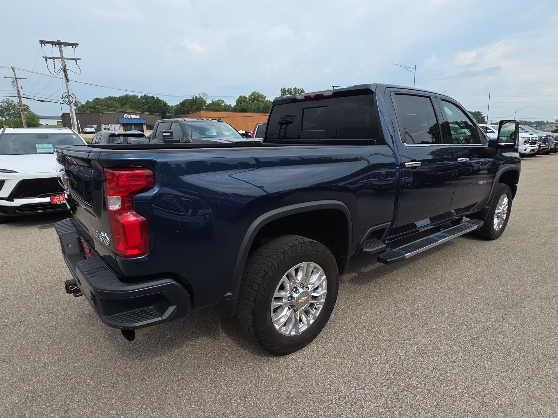 Used 2022 Chevrolet Silverado 2500 High Country AWD/4WD image 10