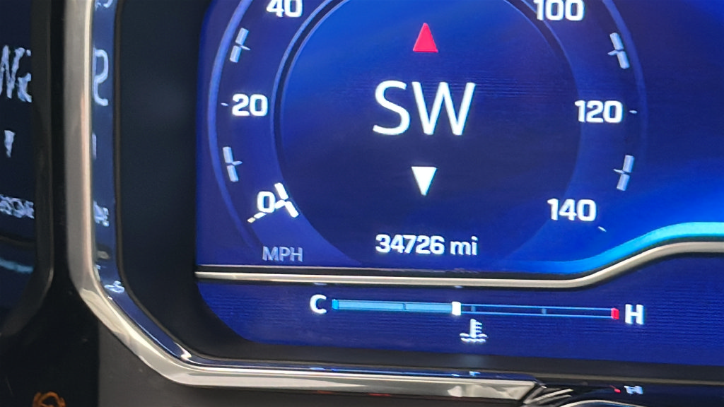 Used 2024 Chevrolet Silverado 1500 LT AWD/4WD image 17