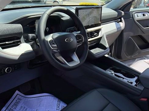 New 2026 Ford Explorer Active w/ Active Comfort Package RWD image 14