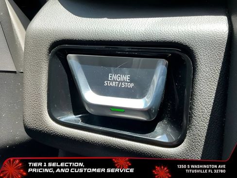 Certified 2025 GMC Yukon Denali RWD image 34