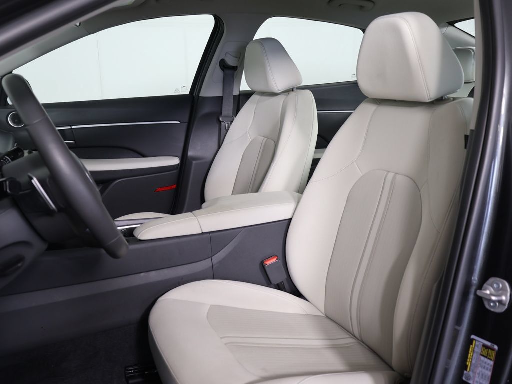 Certified 2026 Hyundai Sonata SEL AWD/4WD image 23