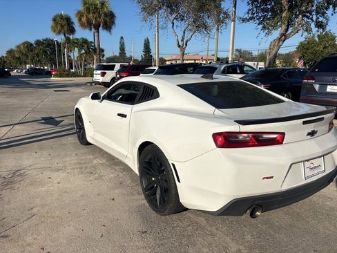 Used 2018 Chevrolet Camaro LT w/ RS Package image 7