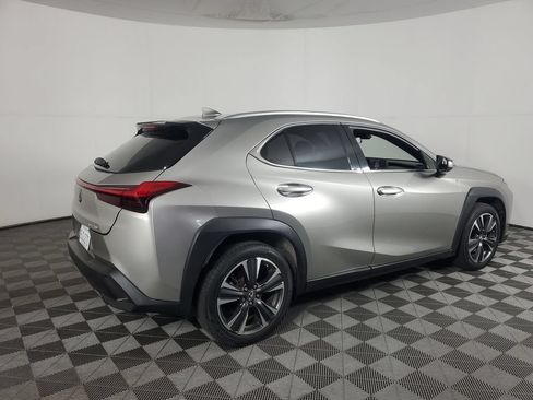 Used 2019 Lexus UX 200 w/ Accessory Package 2 FWD image 3