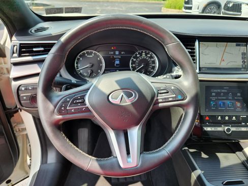 Certified 2023 INFINITI QX55 Essential AWD/4WD image 18