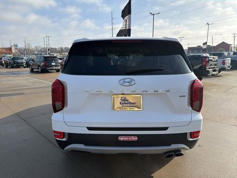 Used 2021 Hyundai Palisade SEL w/ Convenience Package image 9