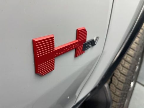Used 2024 GMC Hummer EV 3X w/ LPO, Sport Package AWD/4WD image 20