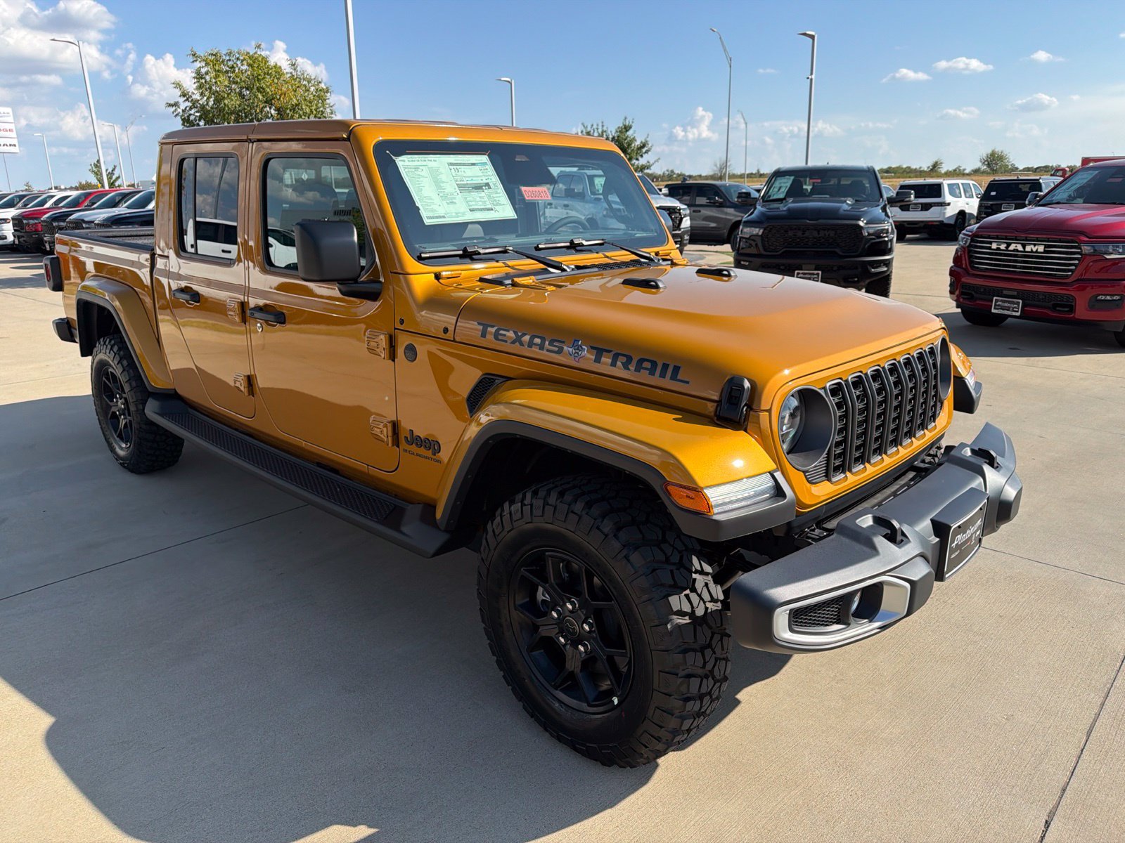 New 2026 Jeep Gladiator Sport AWD/4WD image 7