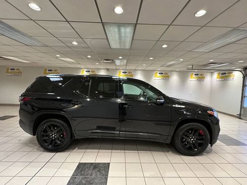 Used 2018 Chevrolet Traverse Premier w/ Redline Edition image 3