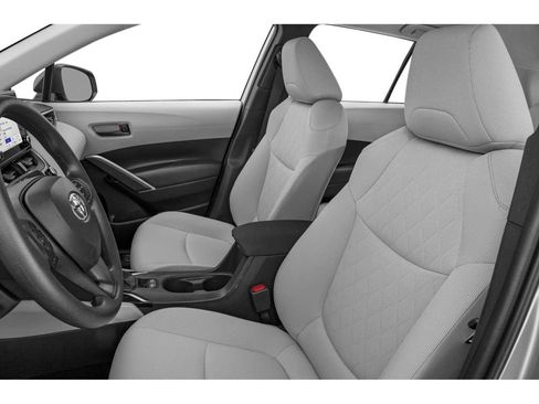 Used 2023 Toyota Corolla Cross L FWD image 6