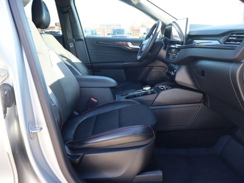 Used 2023 Ford Escape ST-Line w/ Tech Pack #1 image 12