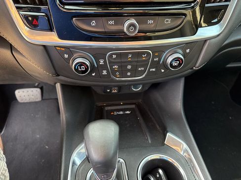 Used 2023 Chevrolet Traverse Premier w/ Redline Edition image 24