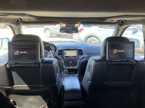 Used 2016 Jeep Grand Cherokee Summit image 57