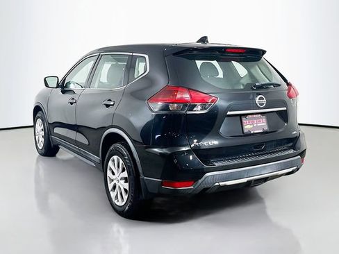 Used 2018 Nissan Rogue S image 8