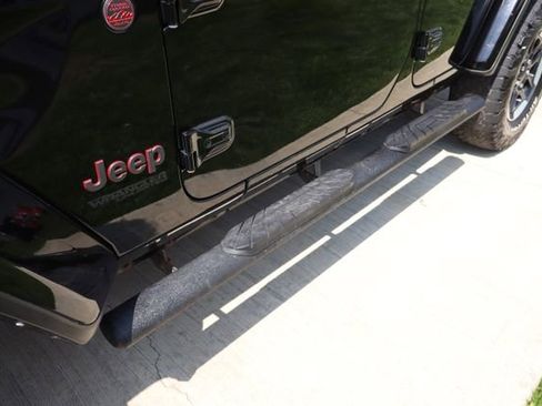 Used 2021 Jeep Wrangler Unlimited Rubicon AWD/4WD image 34