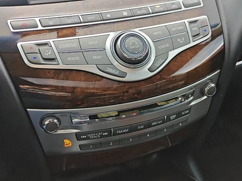 Used 2013 INFINITI JX35 w/ Premium Pkg image 39