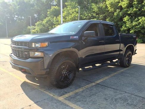 Used 2020 Chevrolet Silverado 1500 Custom Trail Boss w/ Custom Convenience Package AWD/4WD image 3